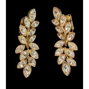 KENNETH JAY LANE MARQUISE CRYSTAL RHINESTONE LEAF DANGLE CLIP-ON EARRINGS